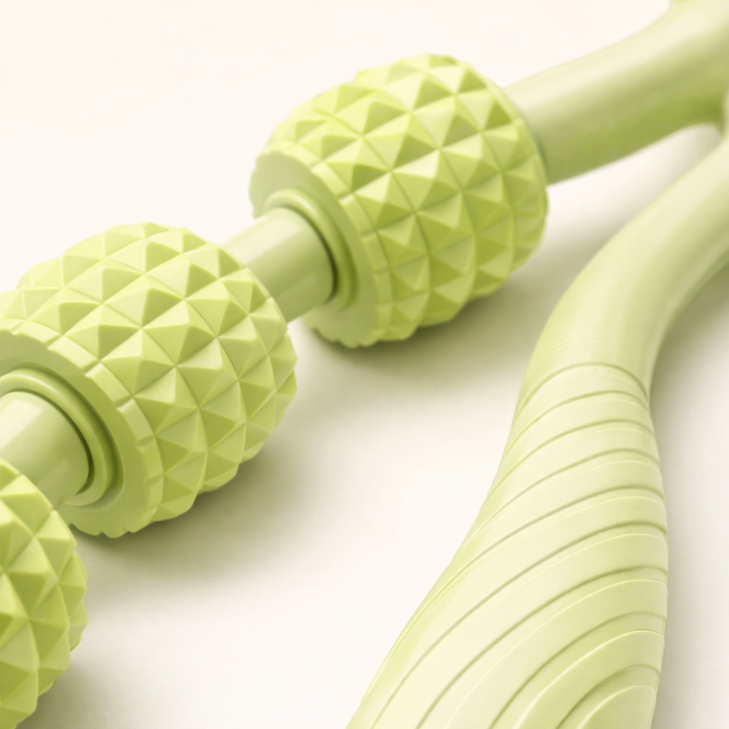 Wrap-Around Muscle Roller