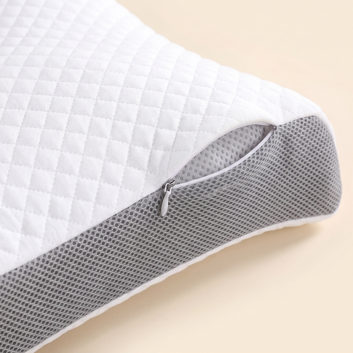 Close up of the smooth hidden zipper on the cooling contour pillowcase
