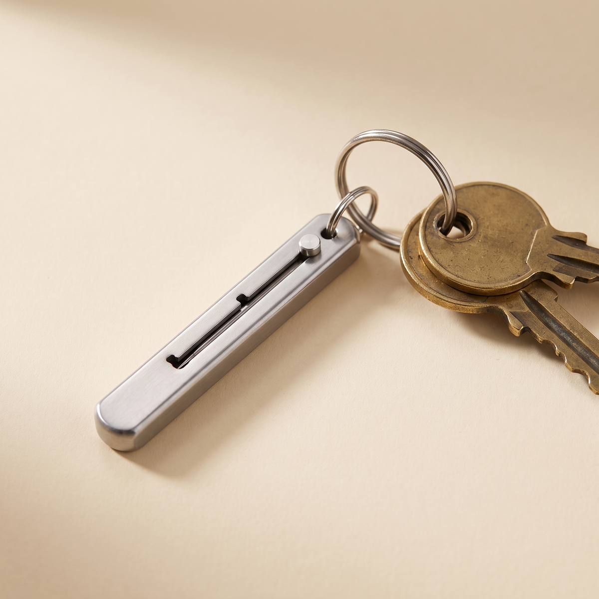 Retractable Titanium Toothpick on keyring